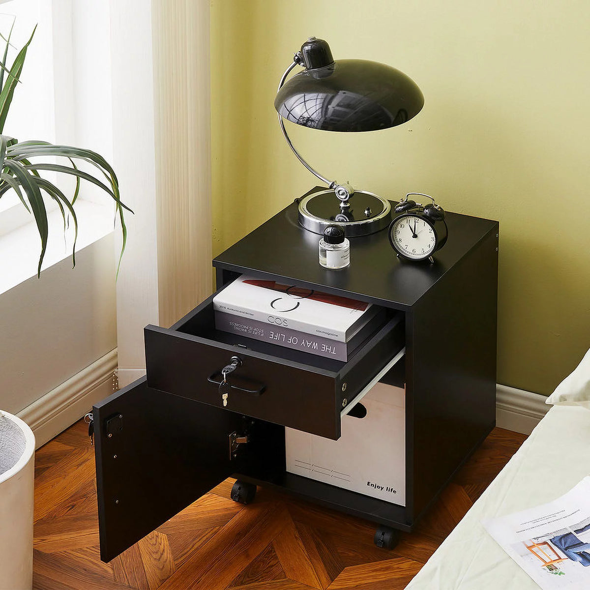 Black Mobile Office Cabinet with 1 Lockable Drawer P996