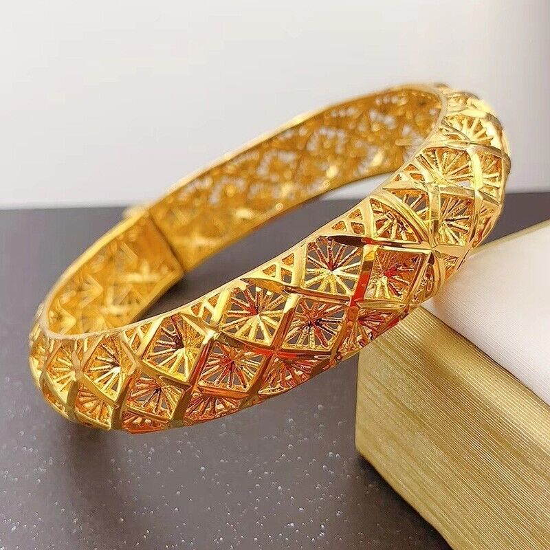 18k Gold Filled Over Silver Bangle Bracelet V139295